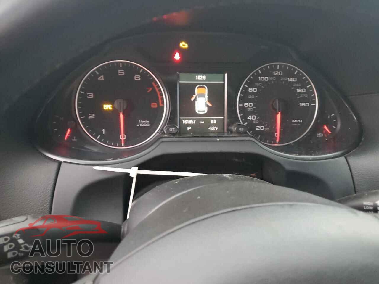 AUDI Q5 2012 - WA1LFAFP2CA113043