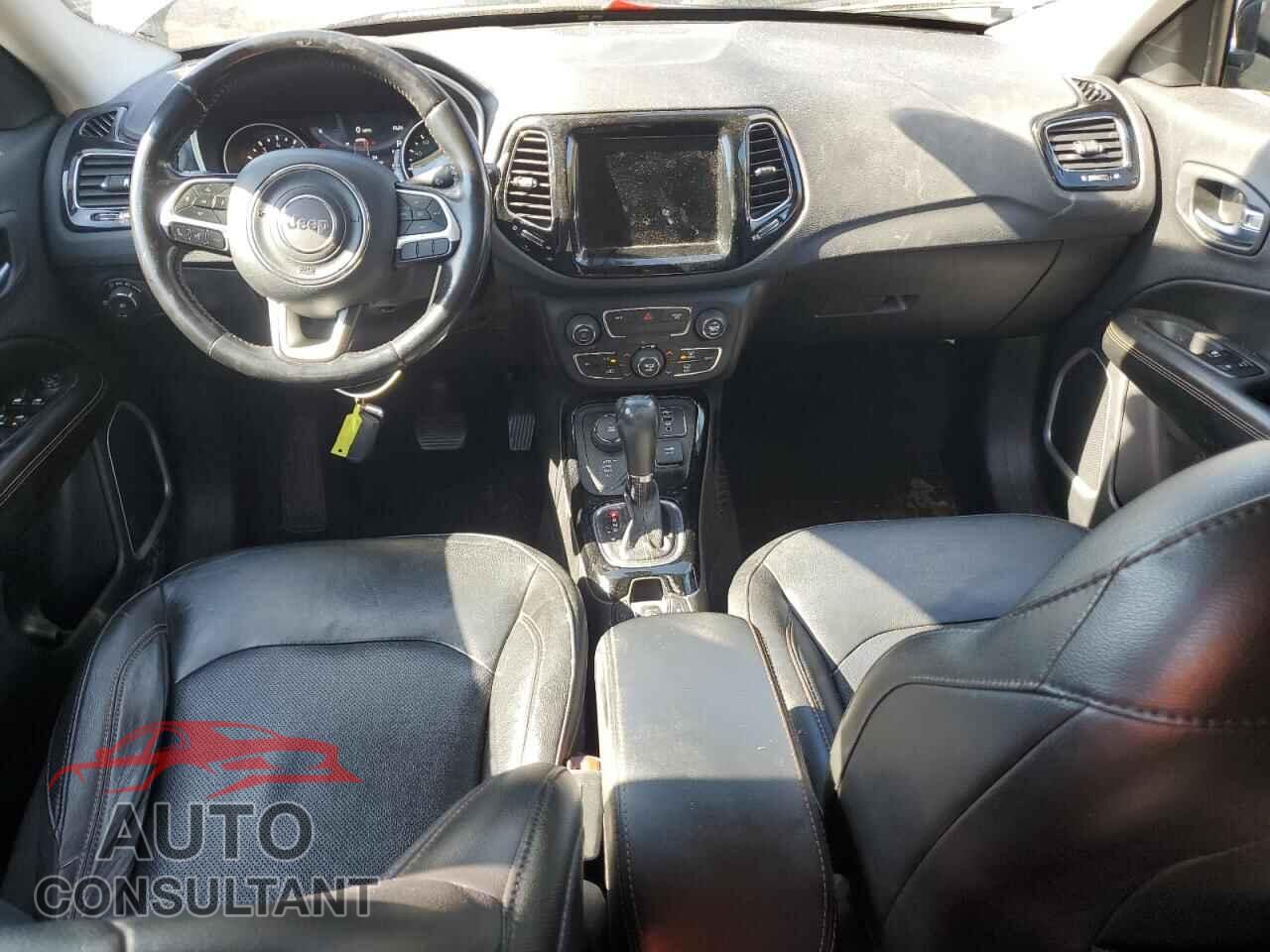 JEEP COMPASS 2020 - 3C4NJDCB5LT200287