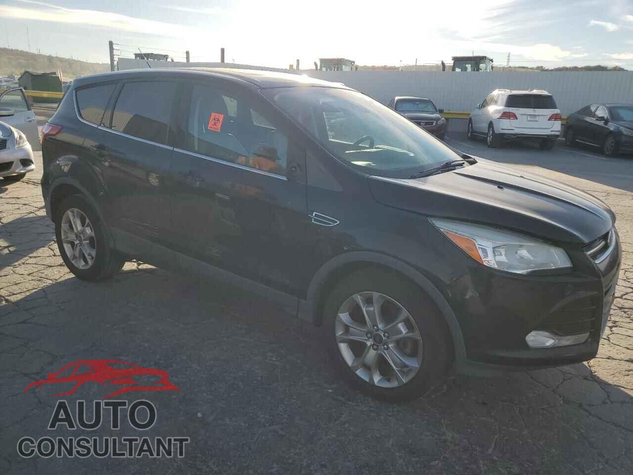 FORD ESCAPE 2013 - 1FMCU9H93DUB35749
