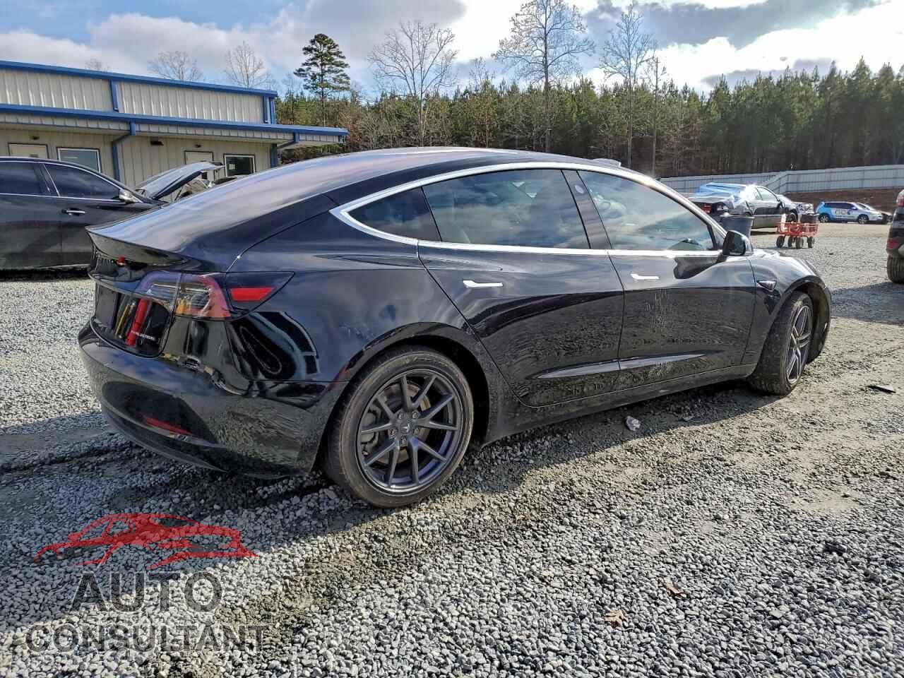 TESLA MODEL 3 2019 - 5YJ3E1EBXKF192580
