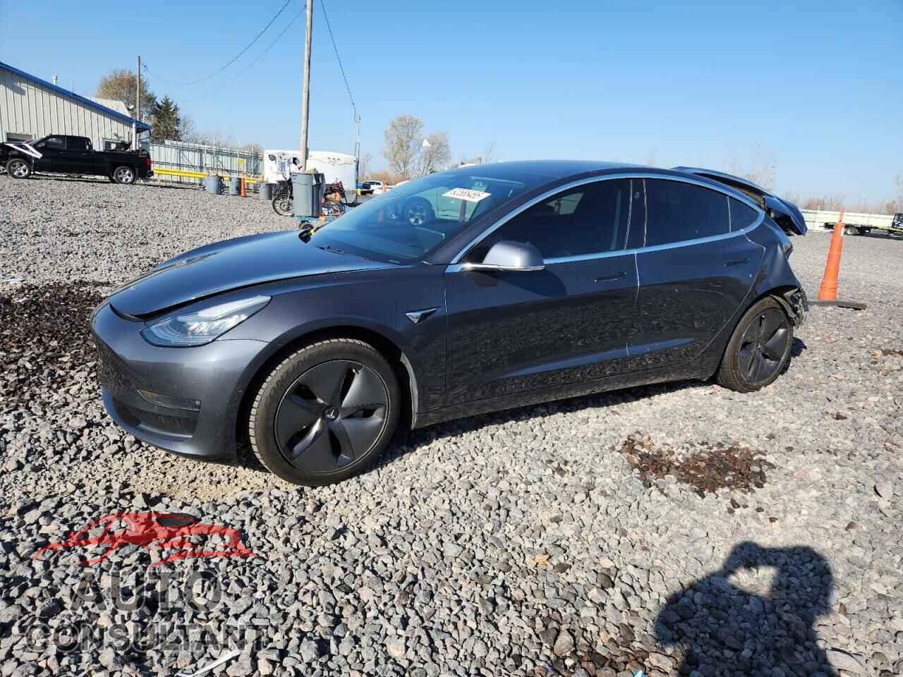 TESLA MODEL 3 2018 - 5YJ3E1EB2JF103745