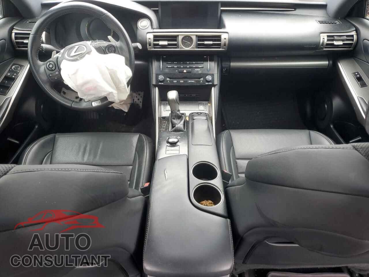 LEXUS IS 2014 - JTHCE1D20E5004171