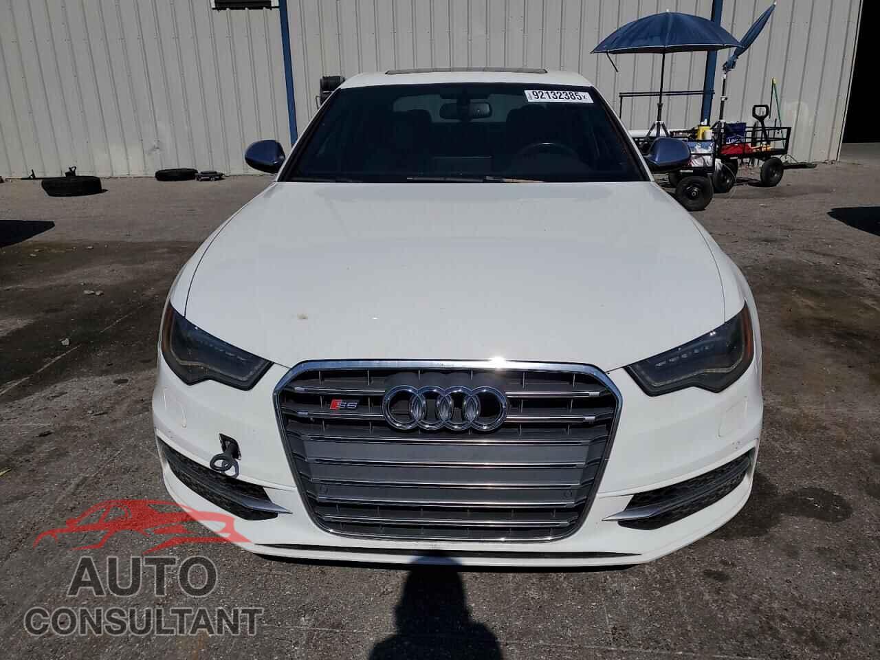 AUDI S6/RS6 2013 - WAUF2AFC4DN147276