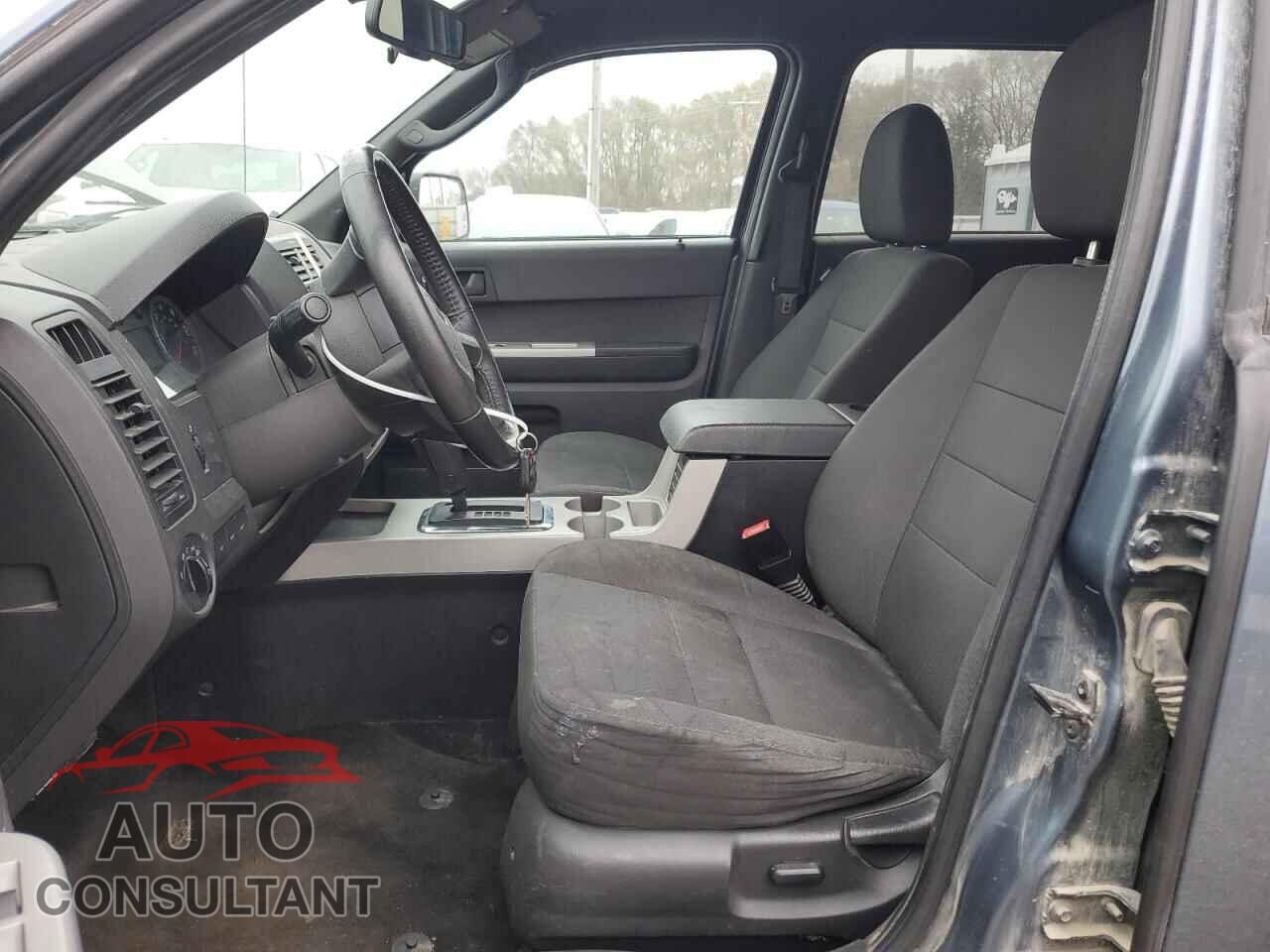 FORD ESCAPE 2011 - 1FMCU0D78BKC36570