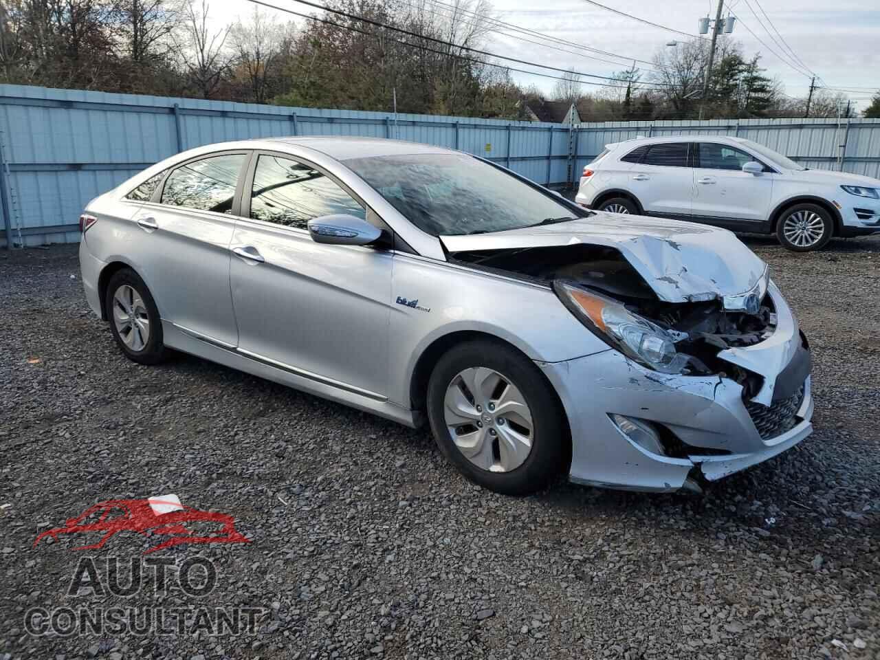 HYUNDAI SONATA 2013 - KMHEC4A4XDA074561