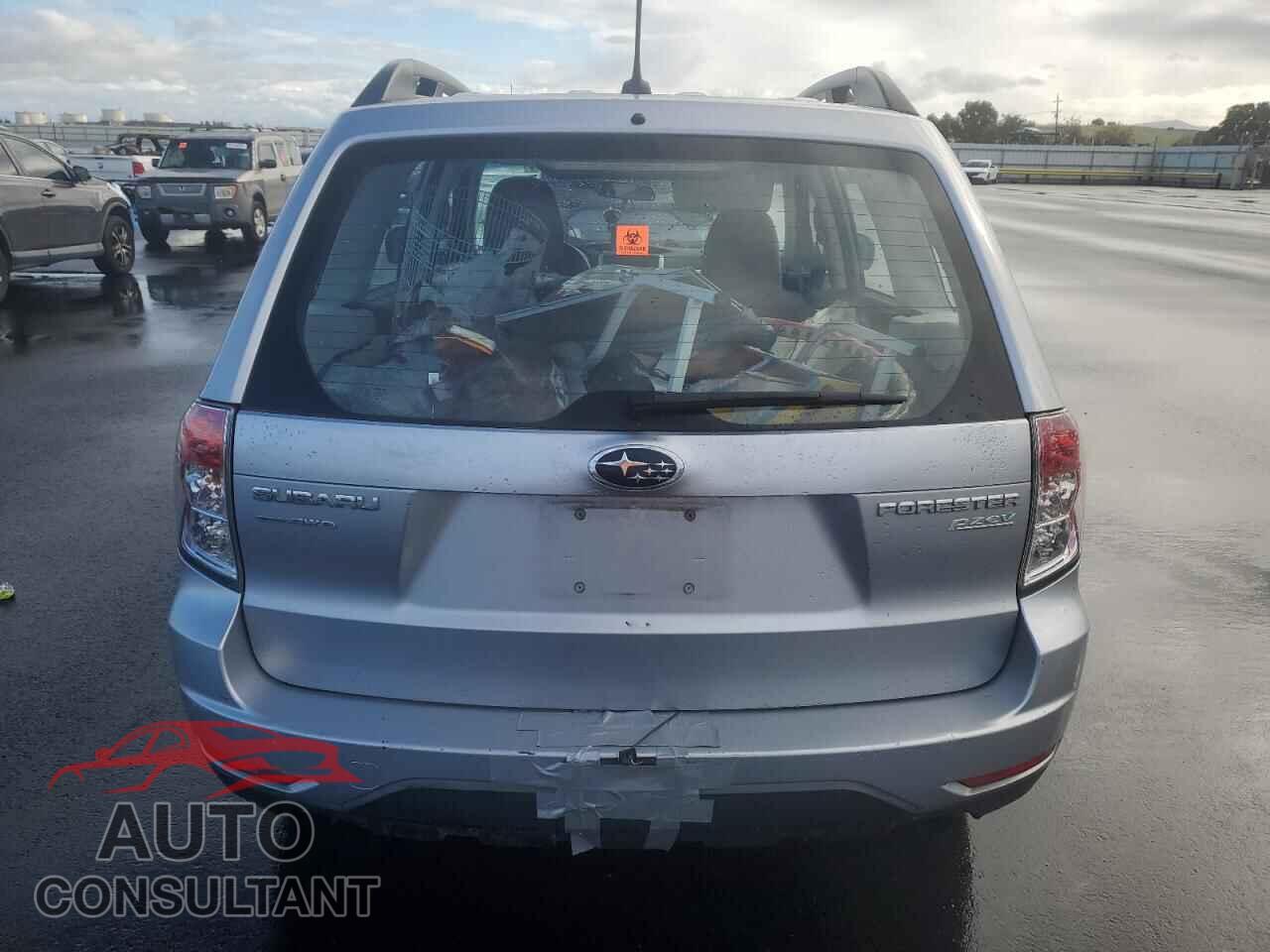 SUBARU FORESTER 2013 - JF2SHABC0DH425533