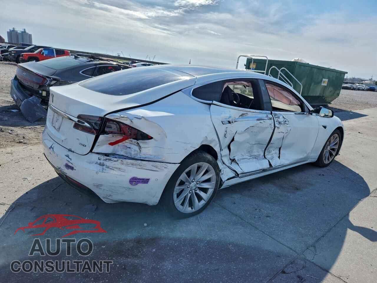 TESLA MODEL S 2018 - 5YJSA1E25JF281804