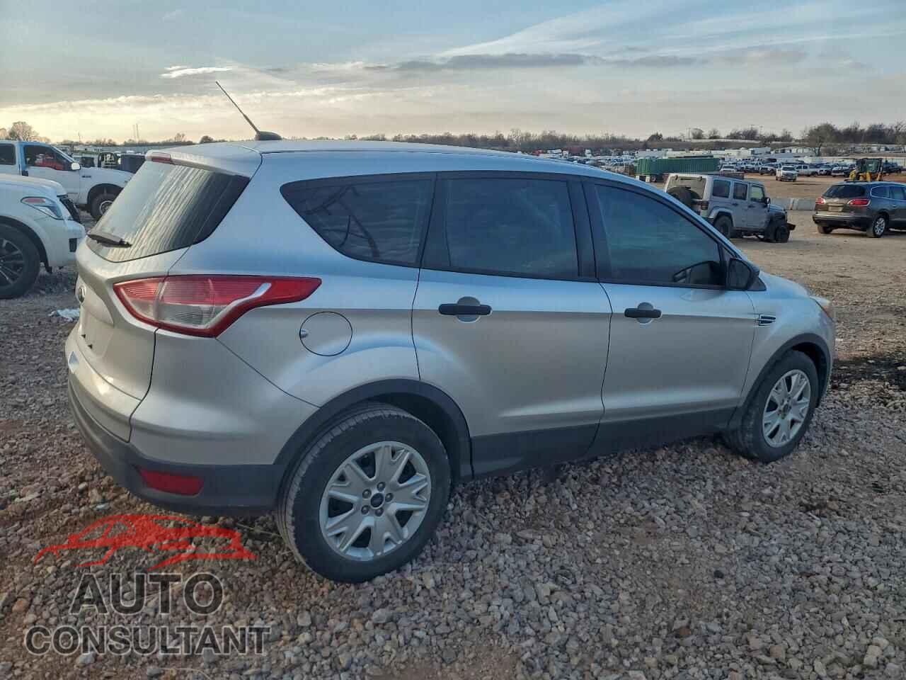 FORD ESCAPE 2015 - 1FMCU0F72FUC42663