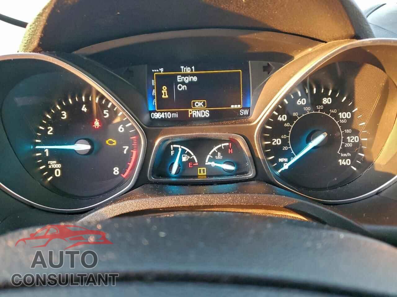 FORD ESCAPE 2017 - 1FMCU0F79HUC44493