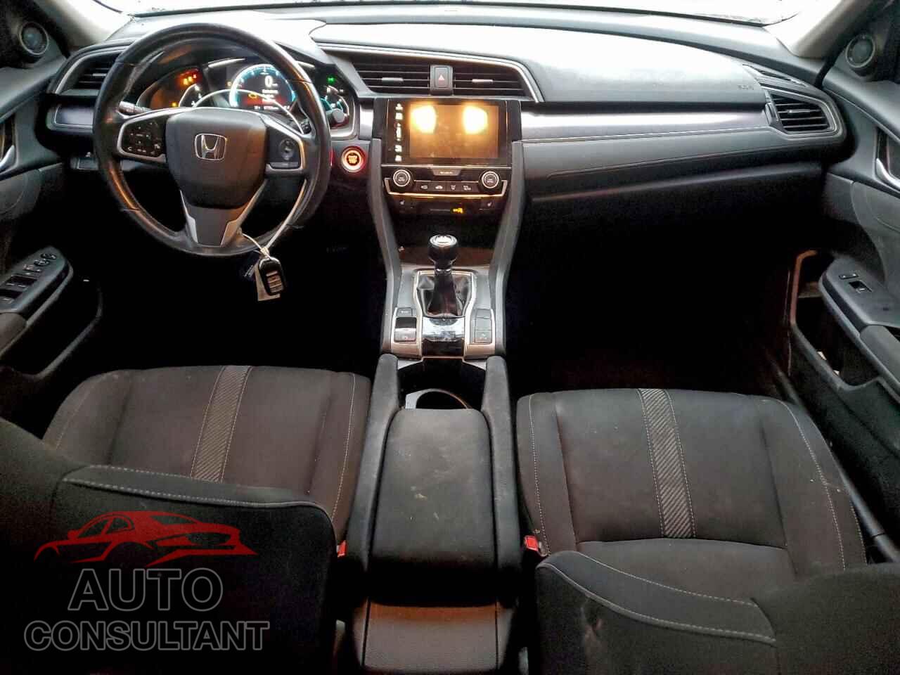 HONDA CIVIC 2018 - 19XFC1E39JE003675