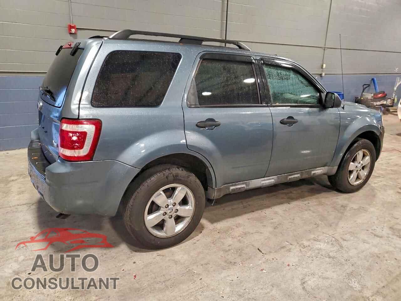 FORD ESCAPE 2010 - 1FMCU9DG2AKC15801