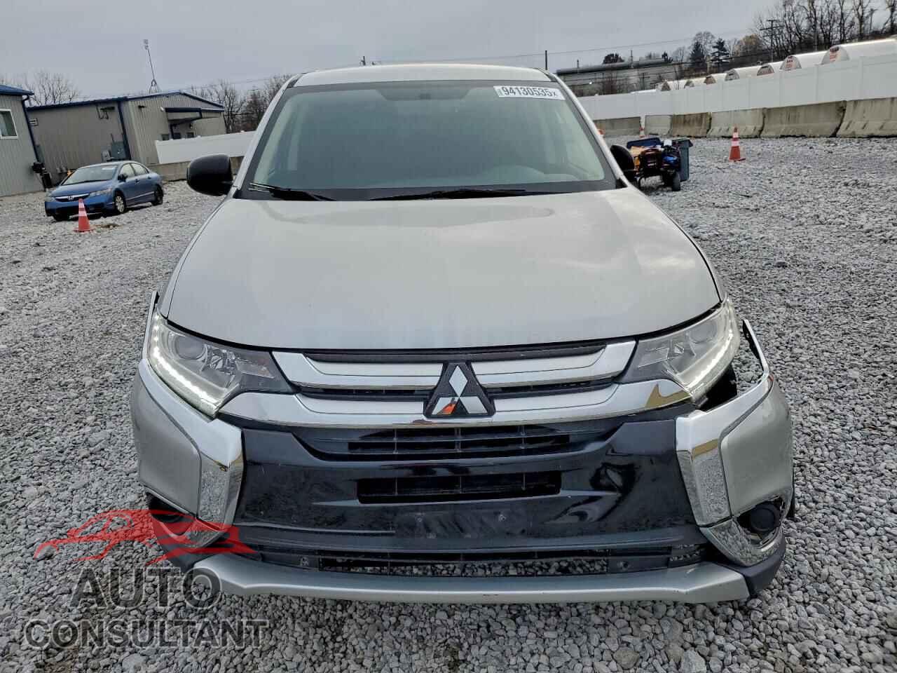 MITSUBISHI OUTLANDER 2018 - JA4AD2A32JZ051990