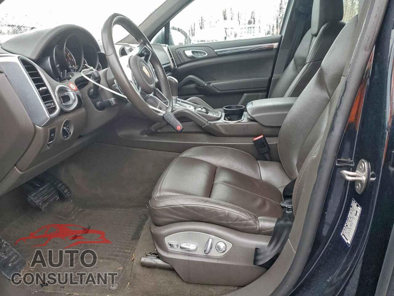 PORSCHE CAYENNE 2017 - WP1AA2A25HKA89348