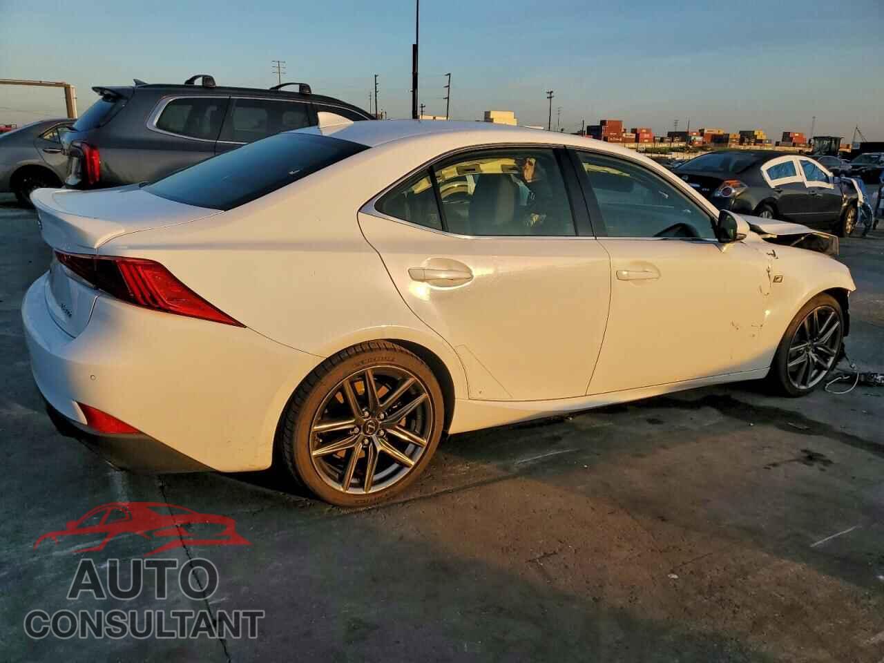 LEXUS IS 2018 - JTHBA1D27J5072369