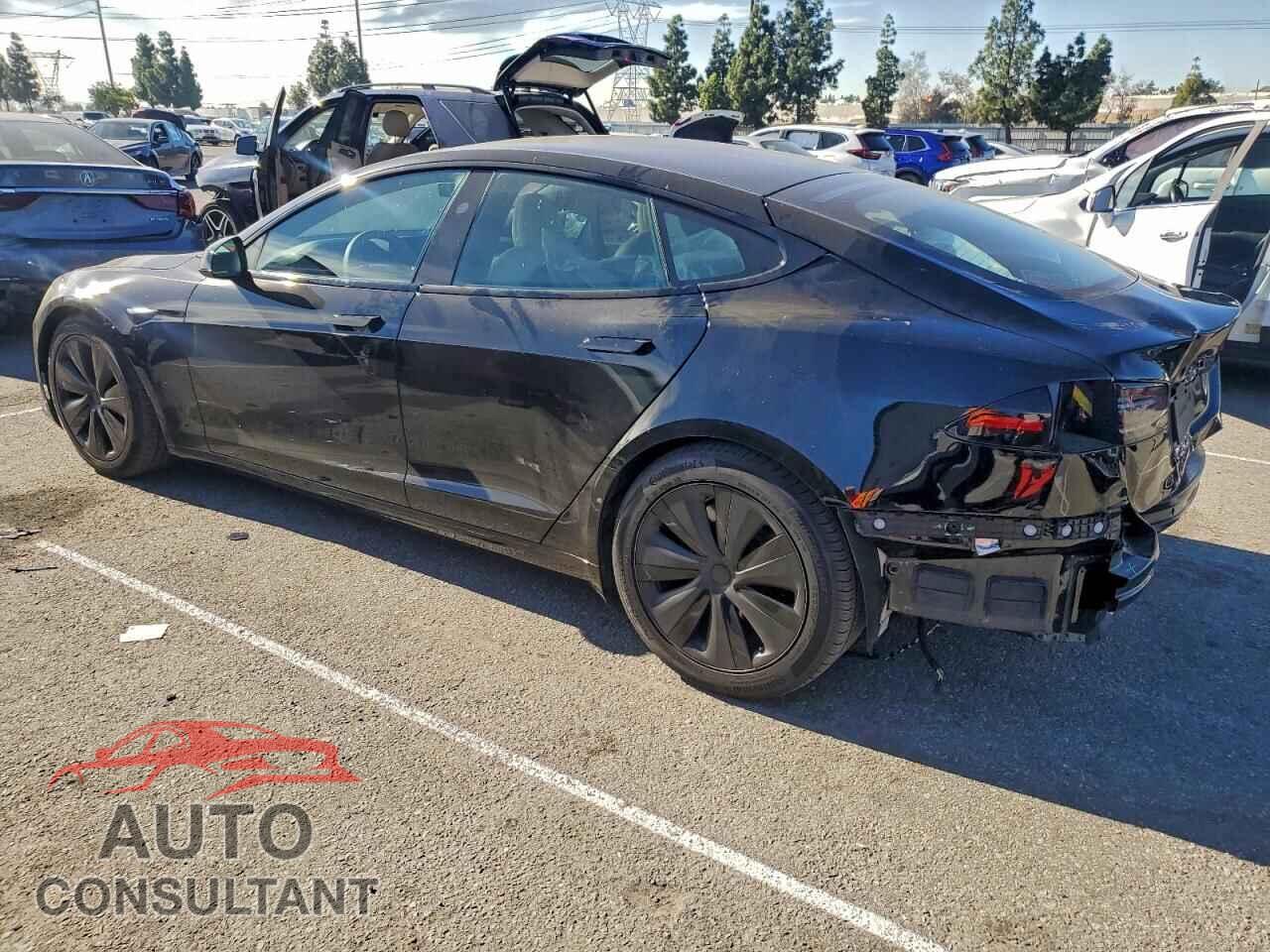 TESLA MODEL S 2023 - 5YJSA1E55PF525941