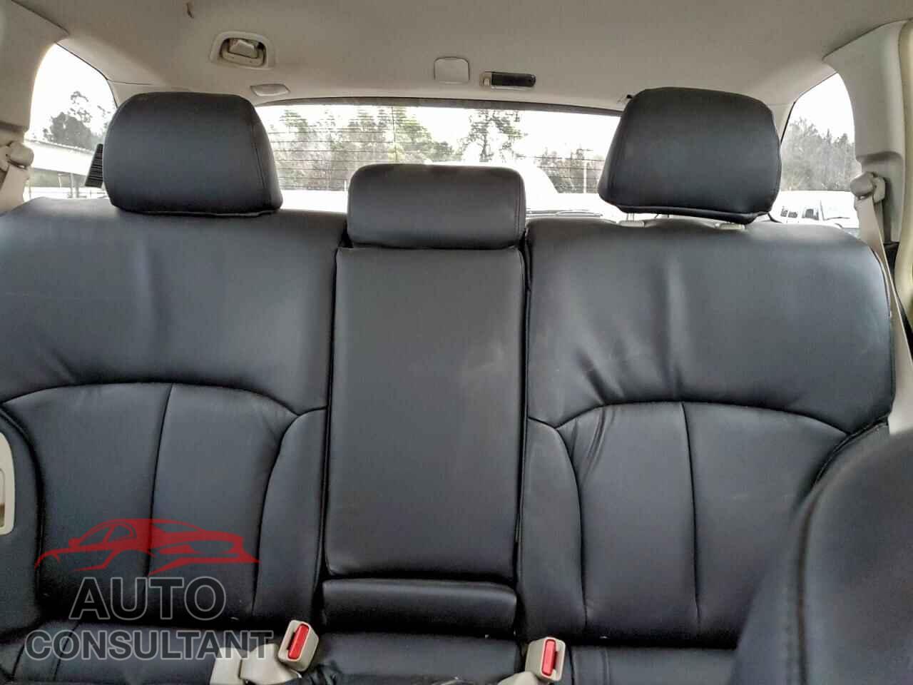 SUBARU OUTBACK 2013 - 4S4BRCBC3D3237704