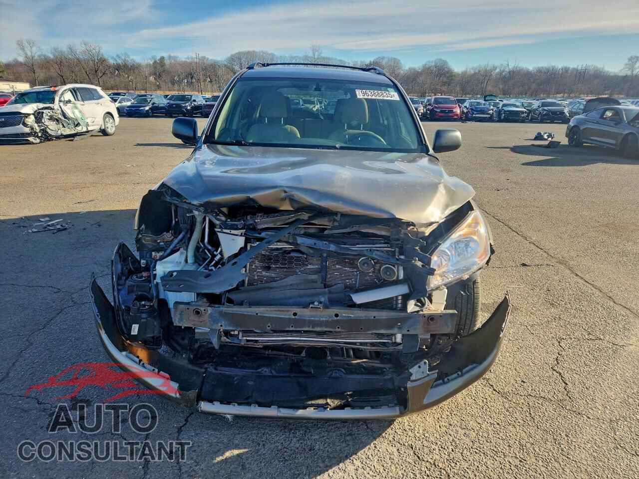 TOYOTA RAV4 2012 - 2T3BF4DV1CW208604