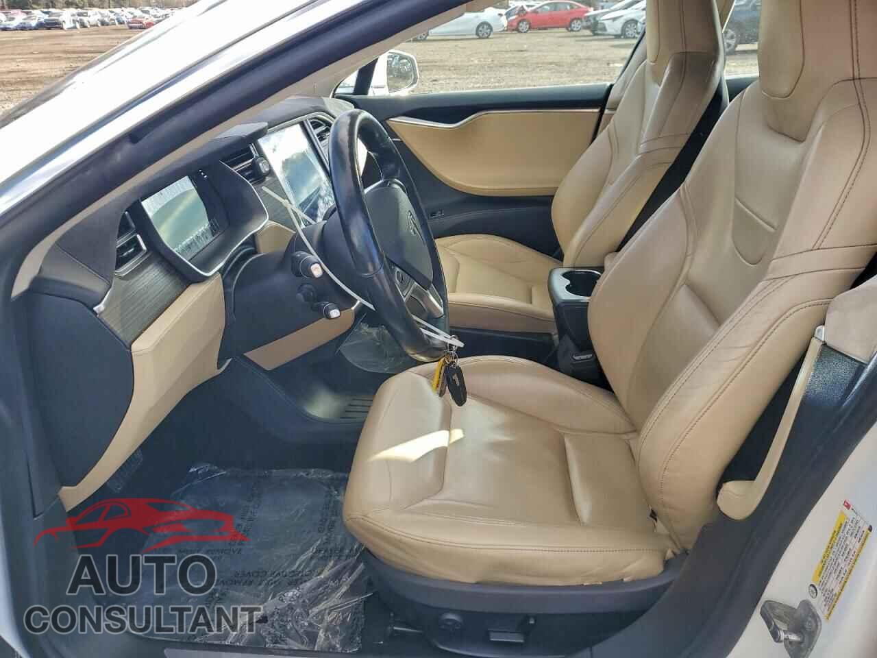 TESLA MODEL S 2015 - 5YJSA1H2XFF081679