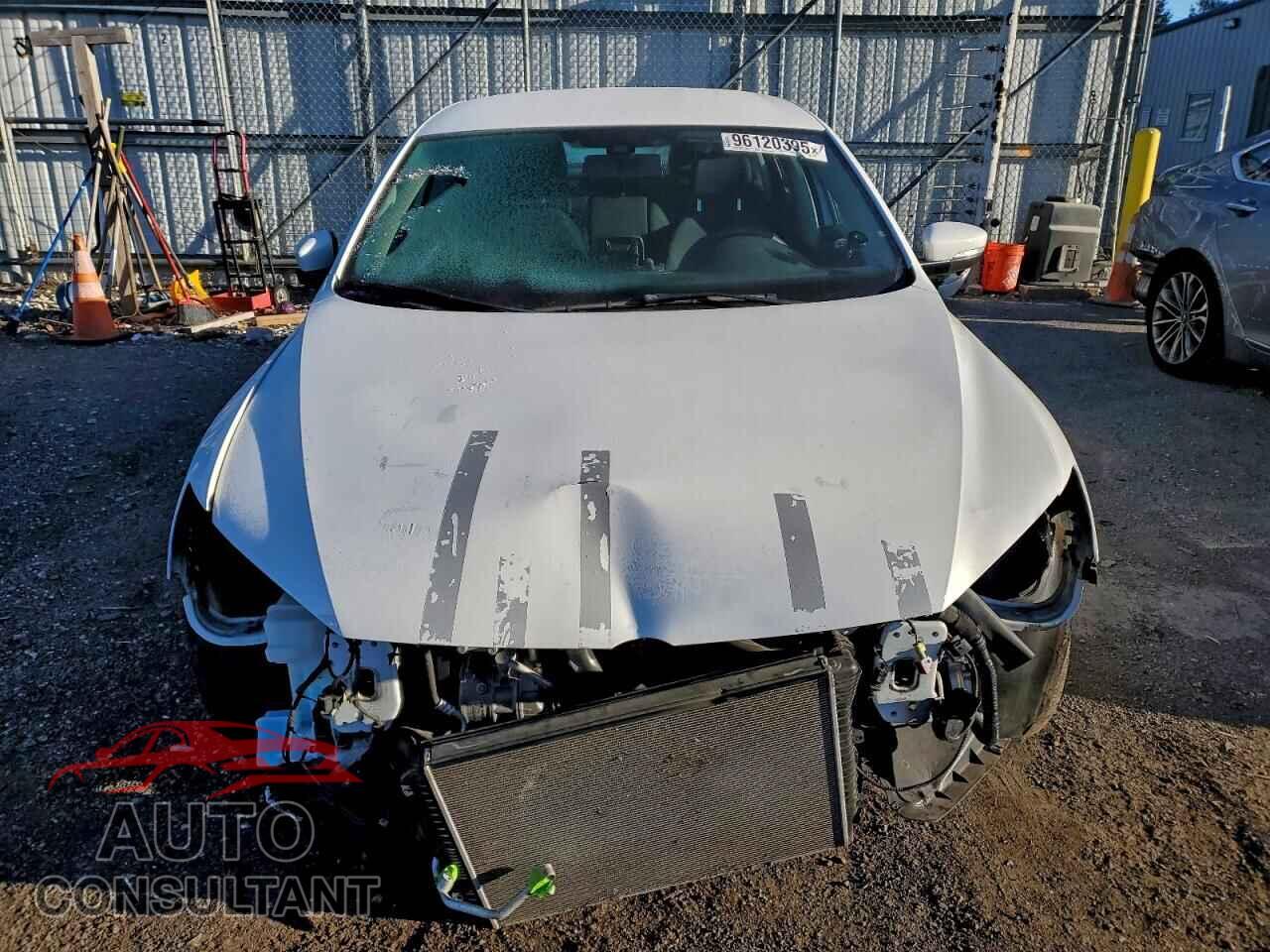 VOLKSWAGEN PASSAT 2015 - 1VWAT7A36FC096847