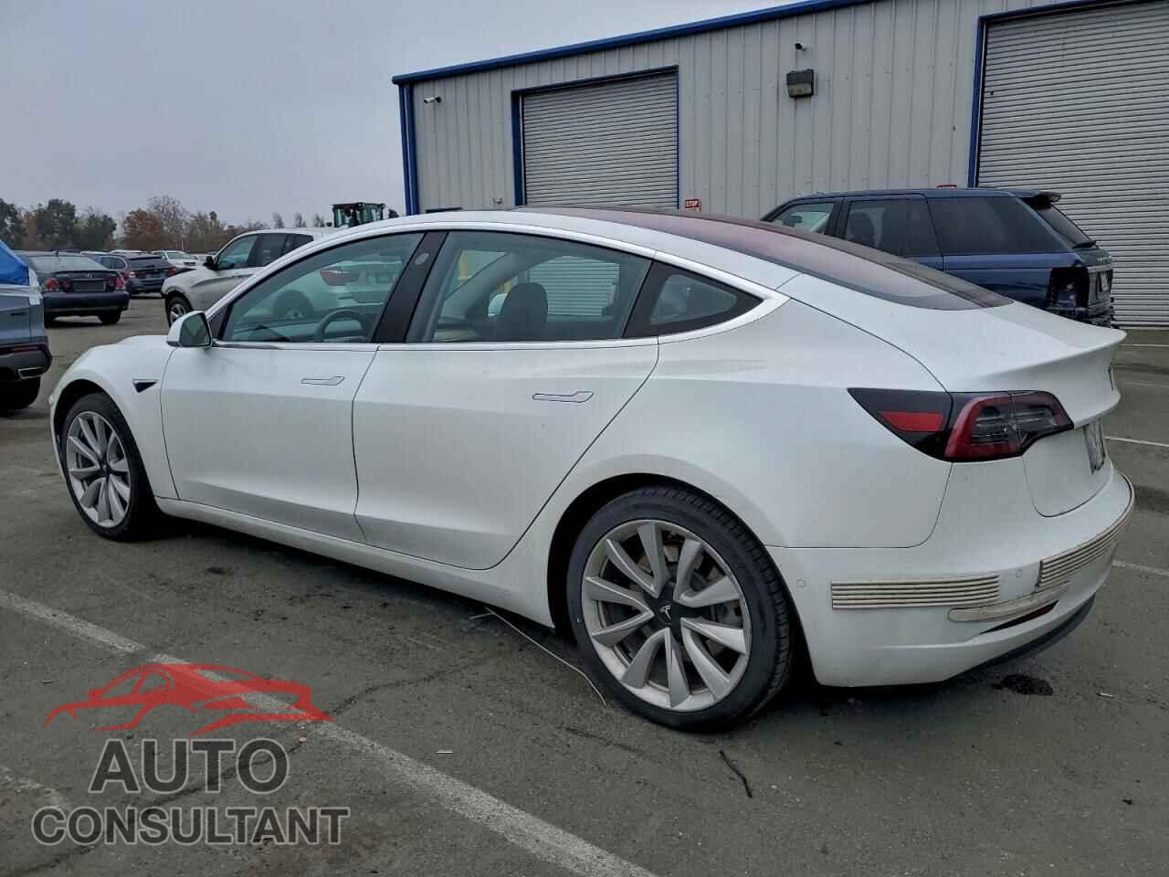 TESLA MODEL 3 2017 - 5YJ3E1EA2HF002626
