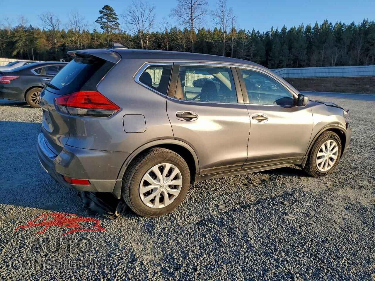 NISSAN ROGUE 2018 - KNMAT2MT3JP580655
