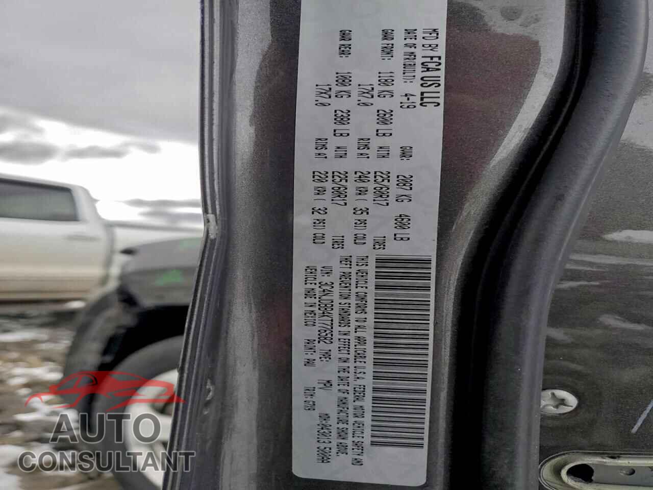 JEEP COMPASS 2019 - 3C4NJDBB4KT776582