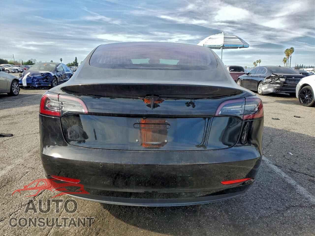 TESLA MODEL 3 2018 - 5YJ3E1EA4JF044642