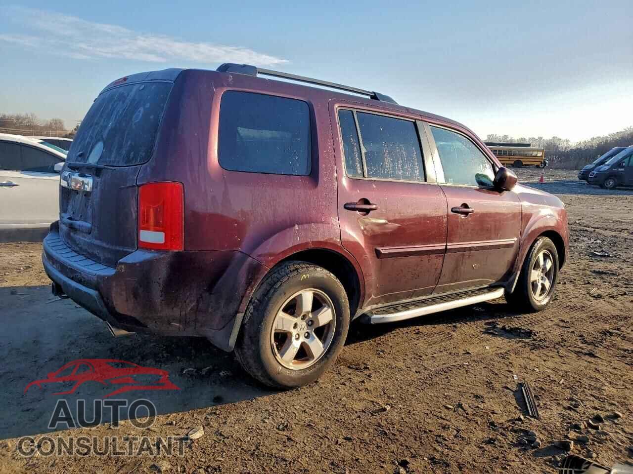 HONDA PILOT 2011 - 5FNYF4H53BB050274