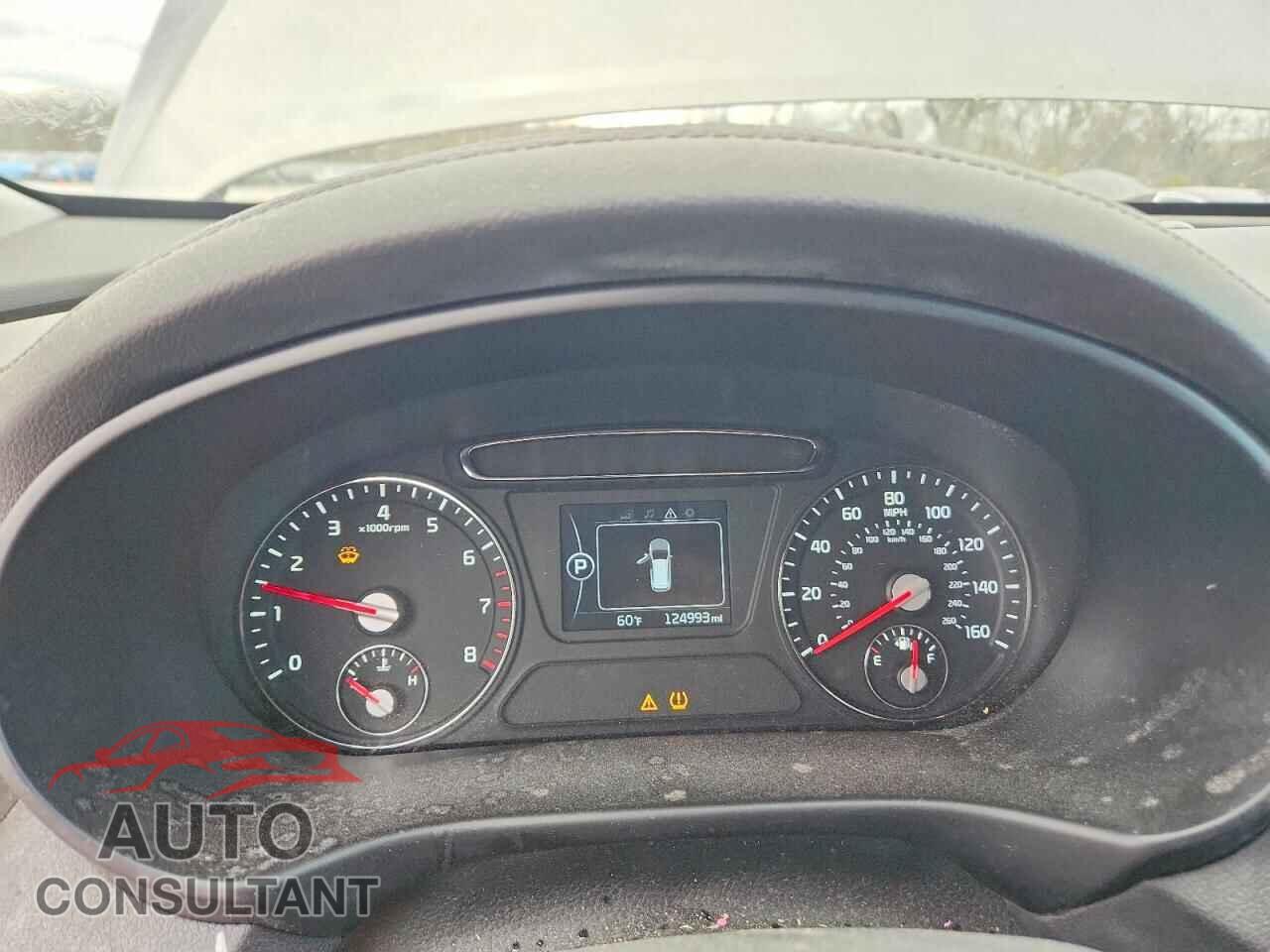 KIA SORENTO 2017 - 5XYPG4A31HG196823