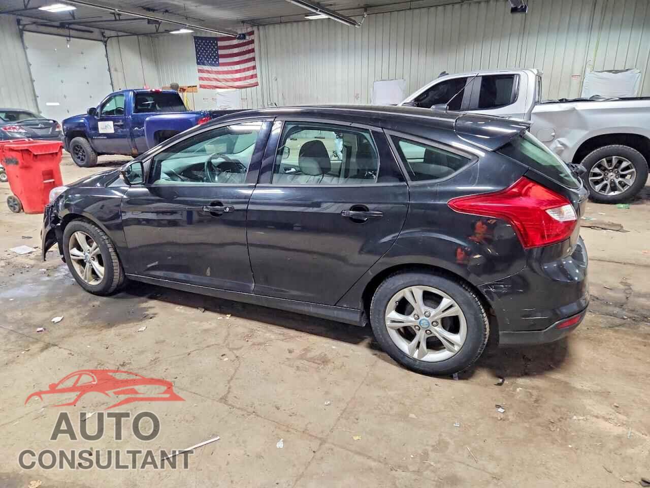 FORD FOCUS 2013 - 1FADP3K2XDL247579