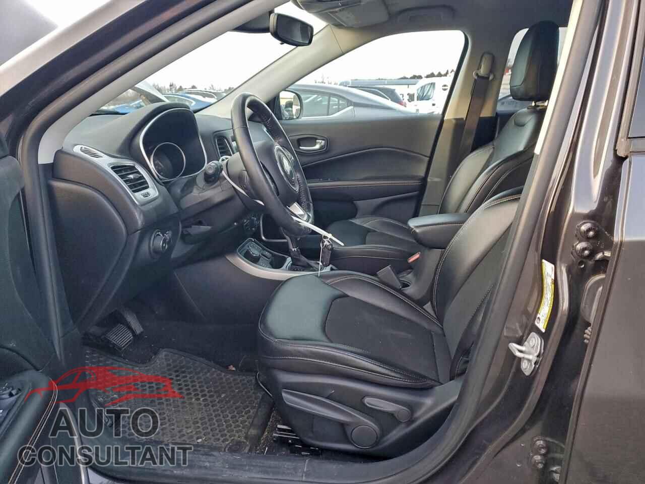JEEP COMPASS 2020 - 3C4NJDBB7LT150302