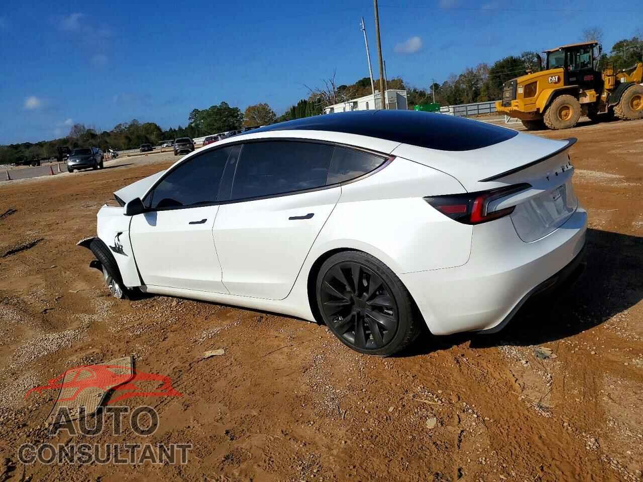 TESLA MODEL 3 2025 - 5YJ3E1EA3SF903706
