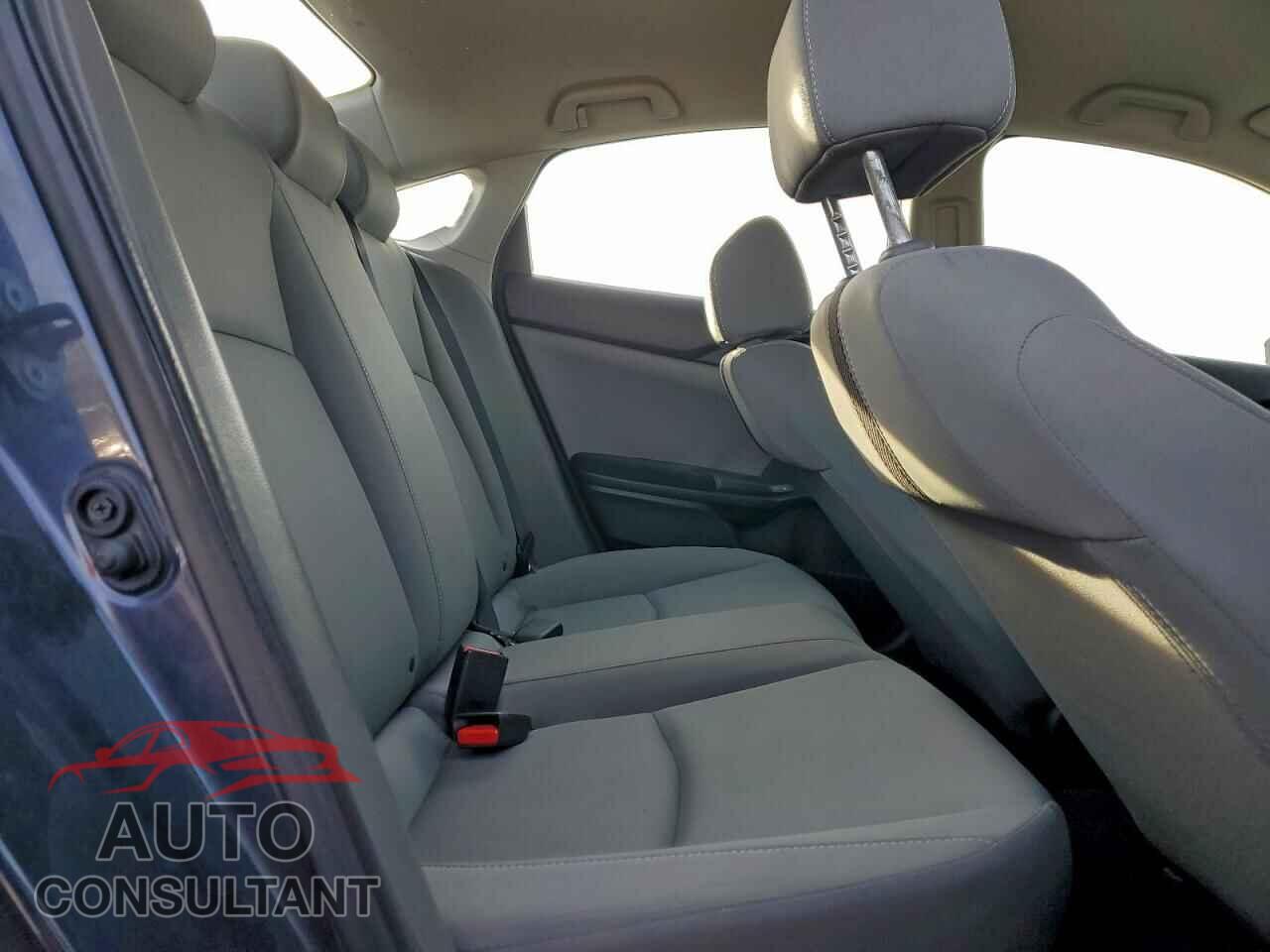 HONDA CIVIC 2019 - 2HGFC2F67KH603729