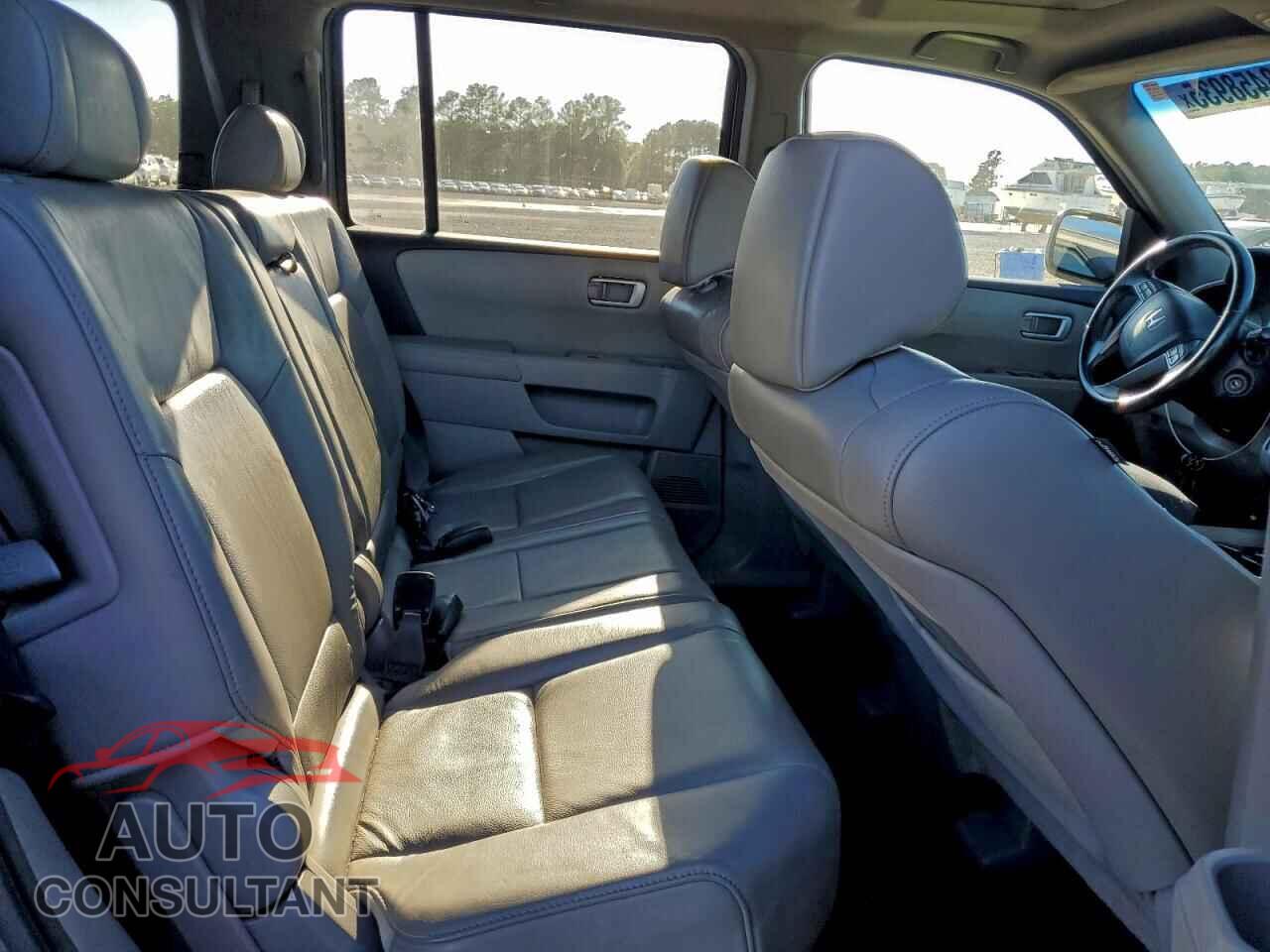 HONDA PILOT 2010 - 5FNYF3H58AB008045