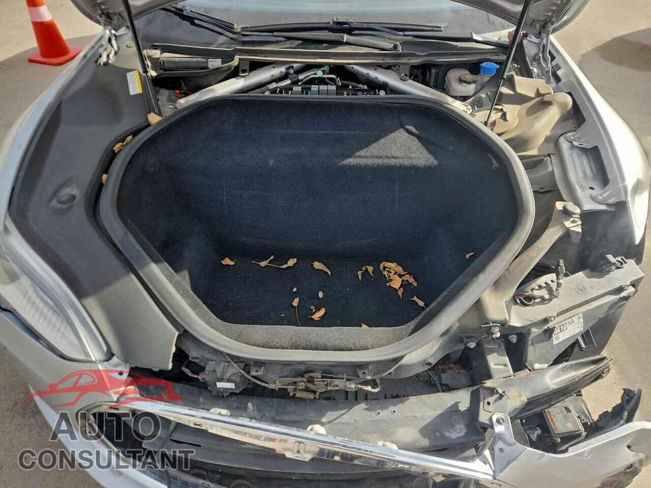 TESLA MODEL S 2015 - 5YJSA1E25FF117167