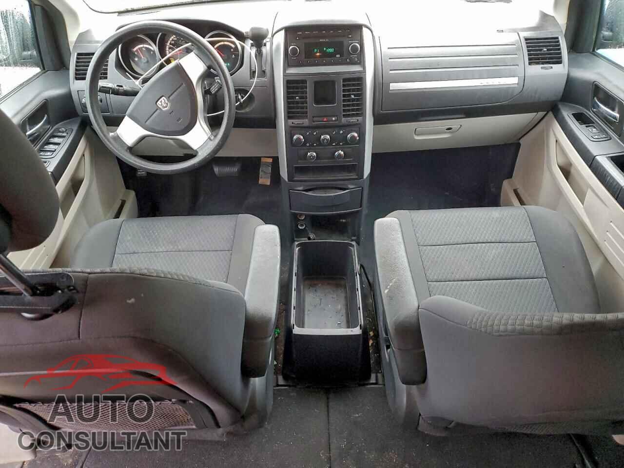 DODGE CARAVAN 2010 - 2D4RN4DE2AR326866