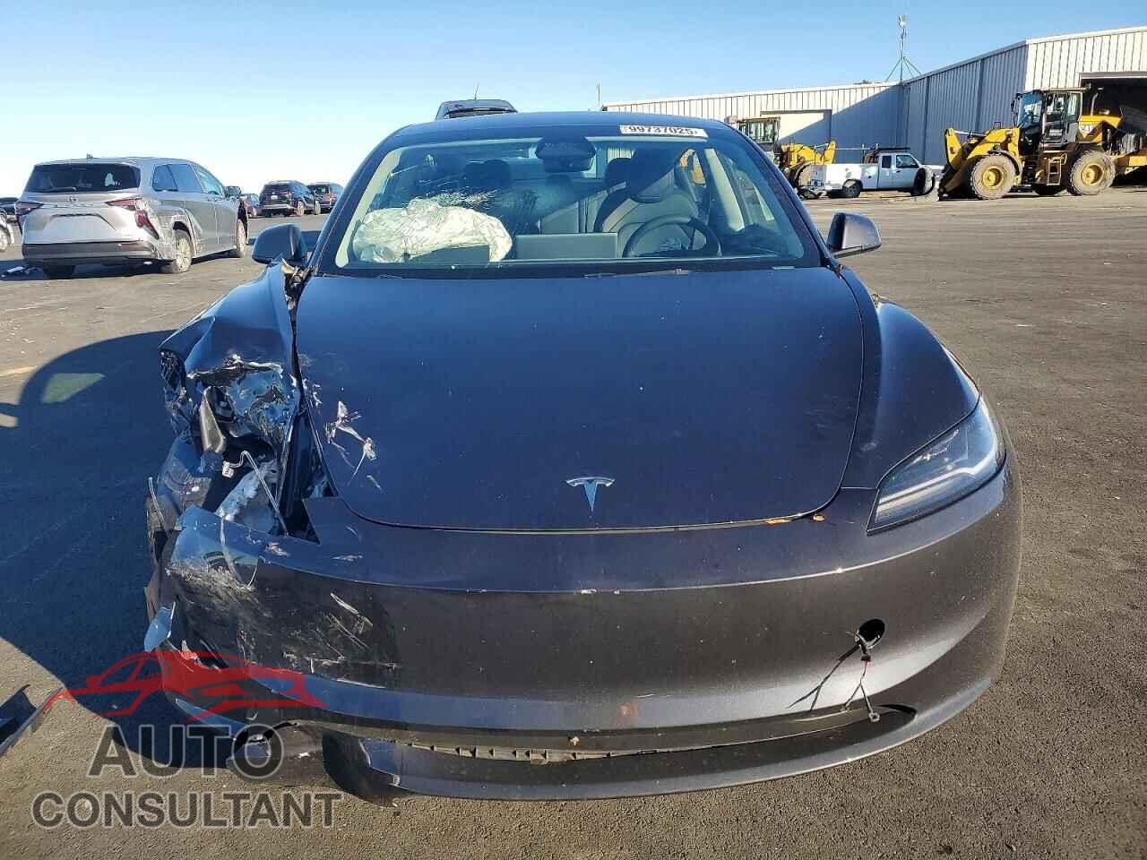 TESLA MODEL 3 2024 - 5YJ3E1EB9RF834751