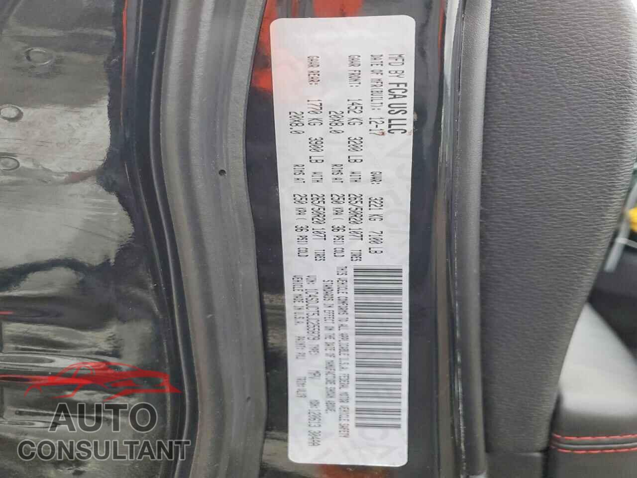 DODGE DURANGO 2018 - 1C4SDJCT5JC255879