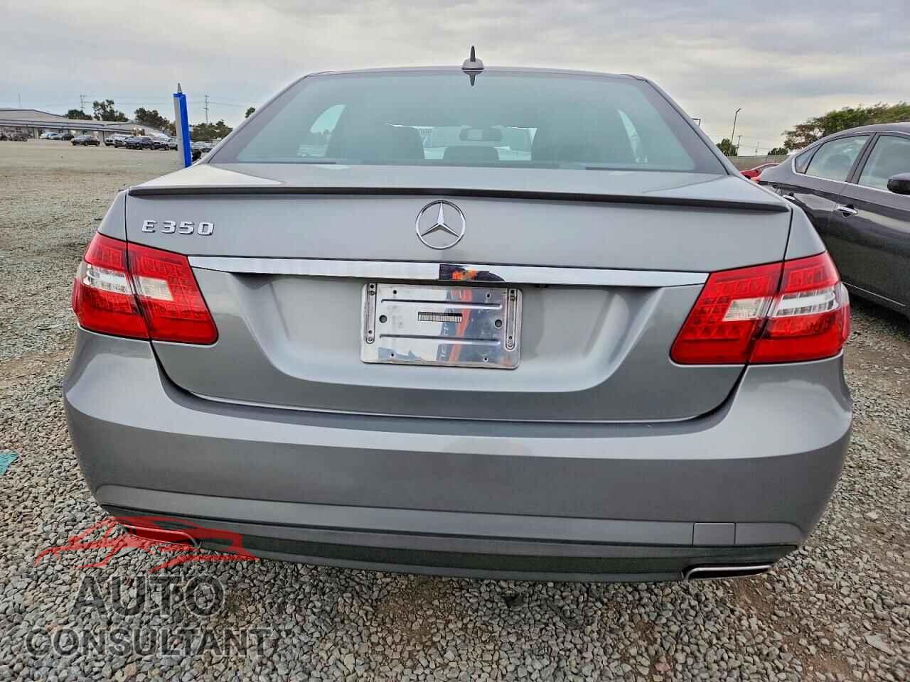 MERCEDES-BENZ E-CLASS 2012 - WDDHF5KB3CA588915