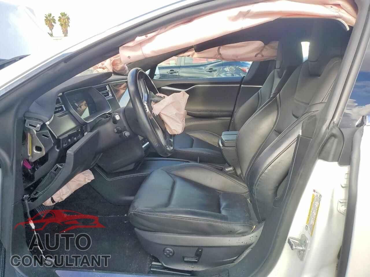 TESLA MODEL S 2016 - 5YJSA1E28GF134921