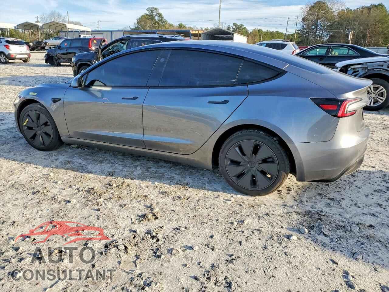 TESLA MODEL 3 2024 - 5YJ3E1EA4RF855787