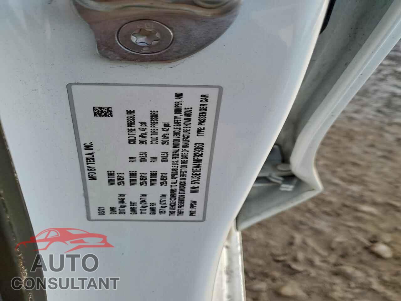 TESLA MODEL 3 2021 - 5YJ3E1EA4MF929363