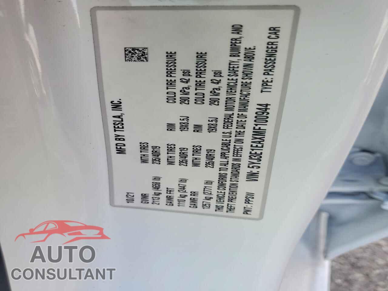 TESLA MODEL 3 2021 - 5YJ3E1EAXMF100944
