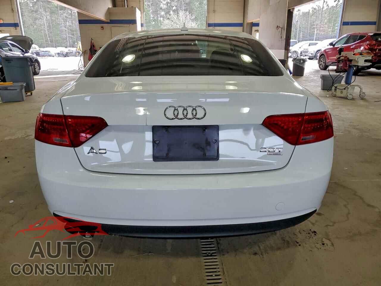 AUDI A5 2014 - WAUCFAFR1EA016052