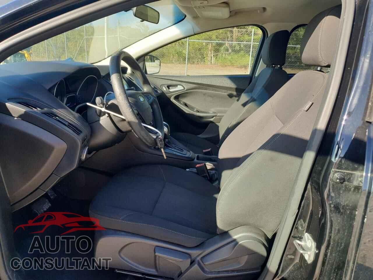 FORD FOCUS 2016 - 1FADP3K20GL272348