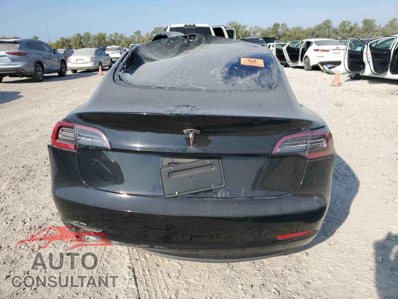 TESLA MODEL 3 2021 - 5YJ3E1EA2MF853836