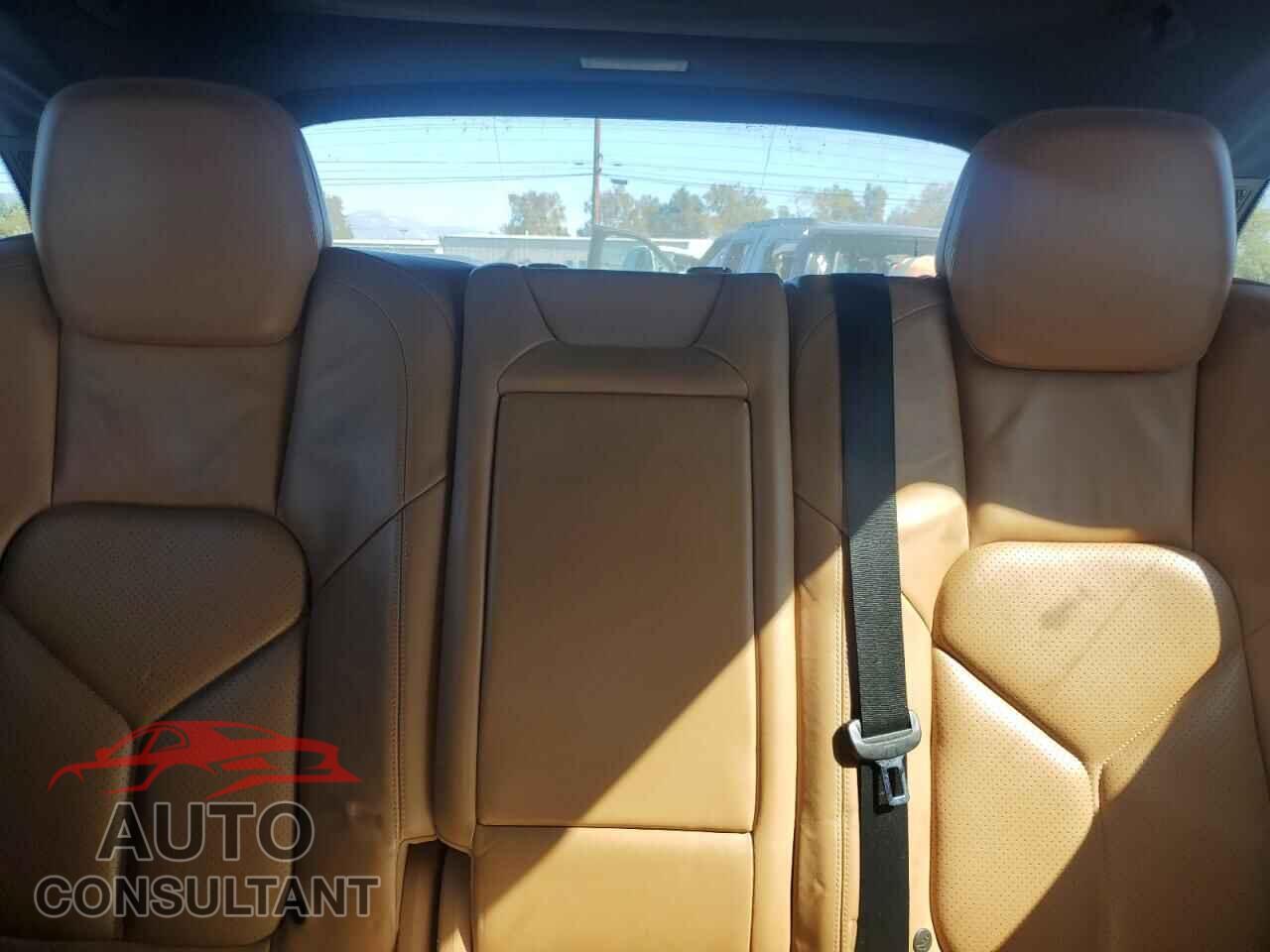 PORSCHE CAYENNE 2011 - WP1AB2A2XBLA53069