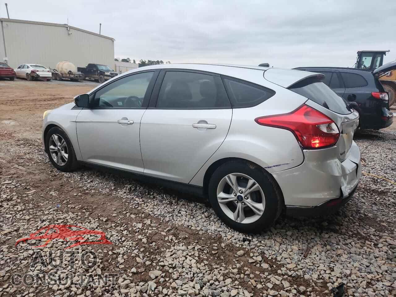 FORD FOCUS 2014 - 1FADP3K2XEL255666