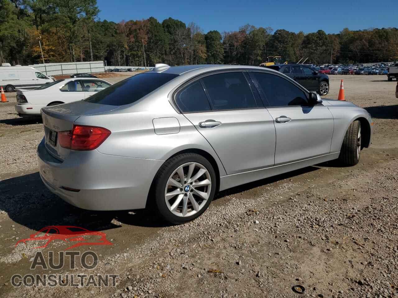BMW 3 SERIES 2012 - WBA3A5C53CF350171