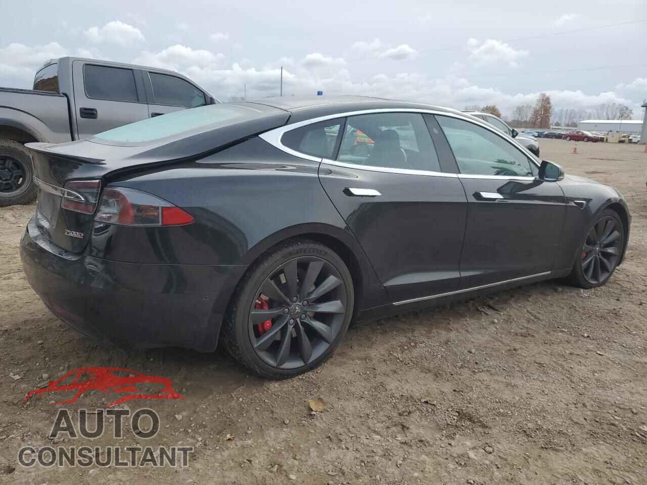 TESLA MODEL S 2016 - 5YJSA1E45GF170034
